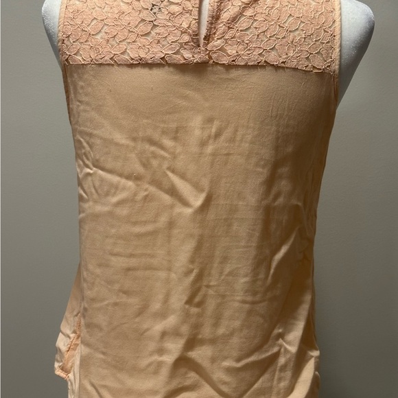 Loft Women’s Peach Crochet Pleated Tank Top Size SP - Picture 6 of 7